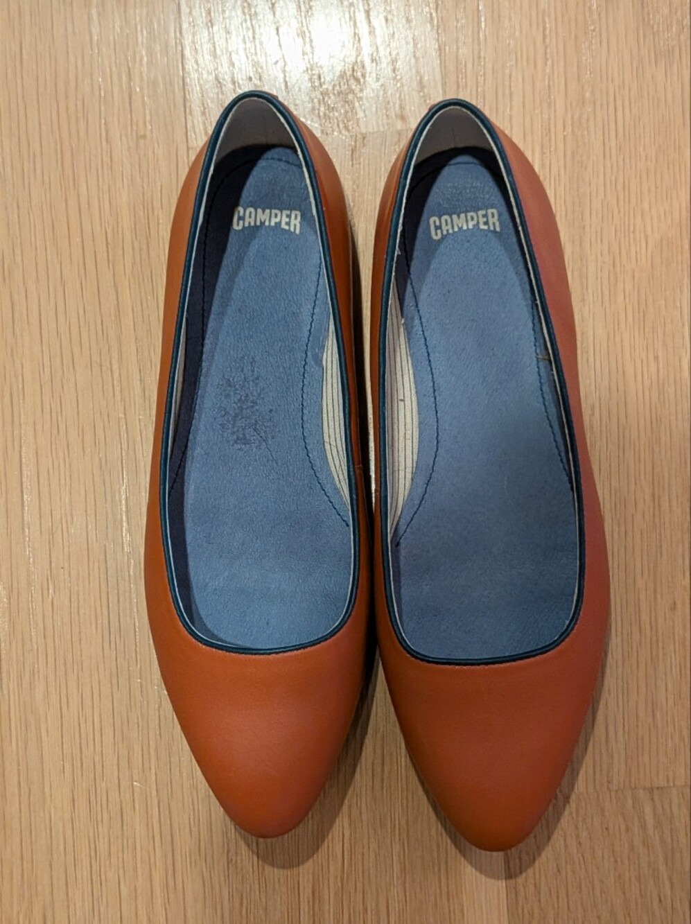 Camper Women's Dark Orange Leather Ballet Flats with Navy Insole Size 38